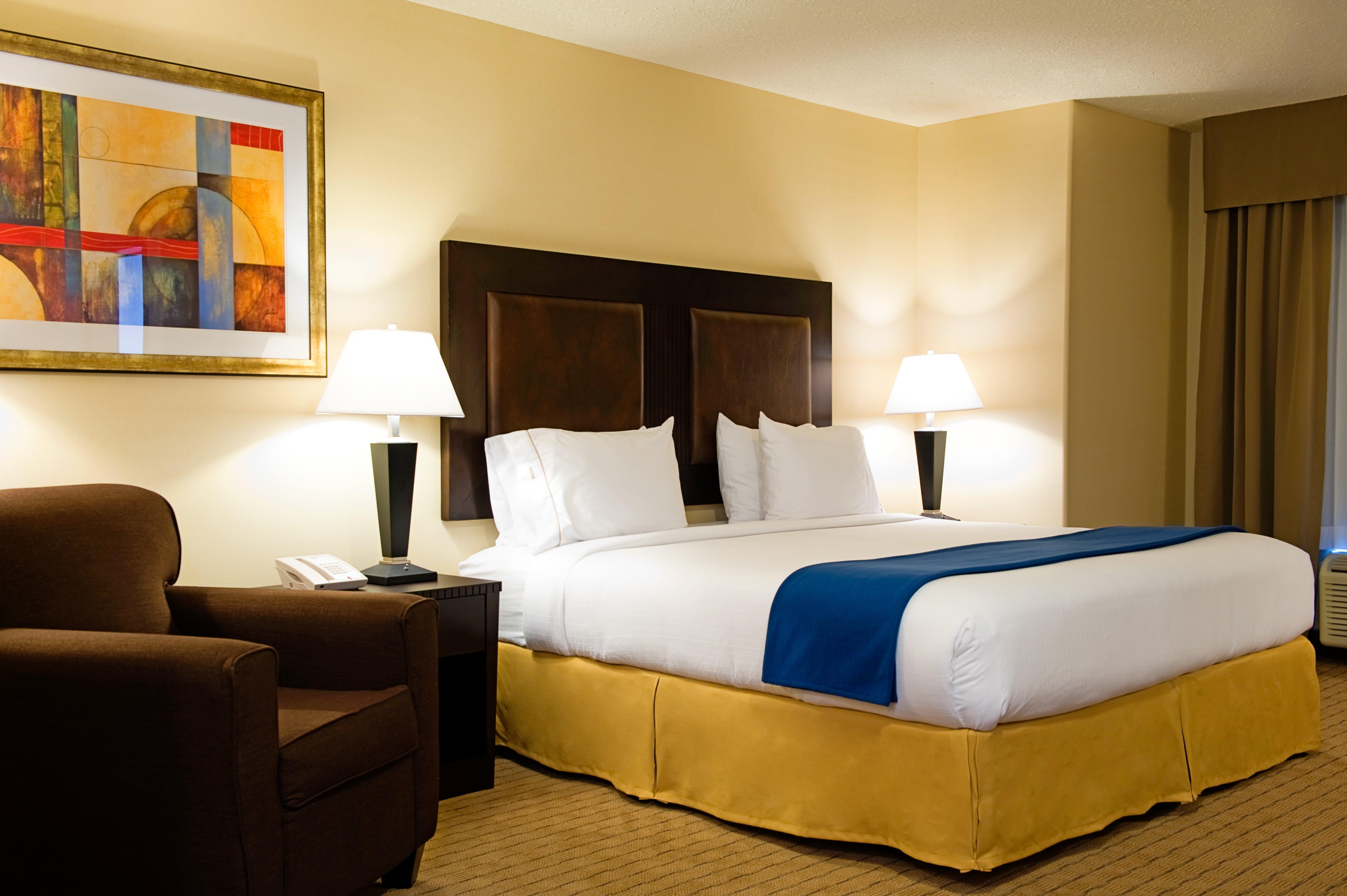 Holiday Inn Express & Suites-Regina-South, An Ihg Hotel Exterior photo